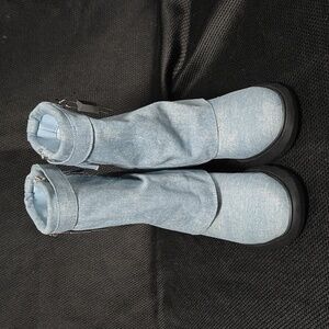 Cape Robbin Boots size 5